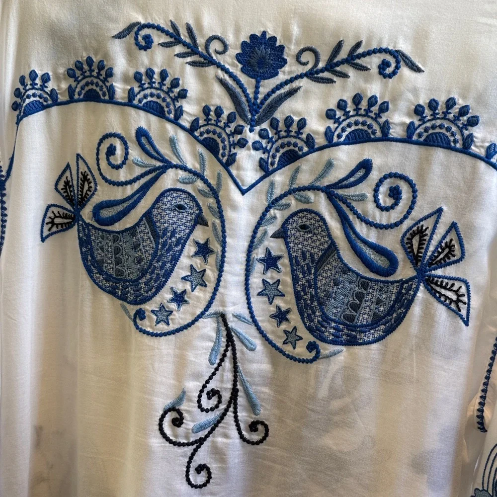 Johnny Was White Shirt with Blue Embroidery - Picture 6 of 15